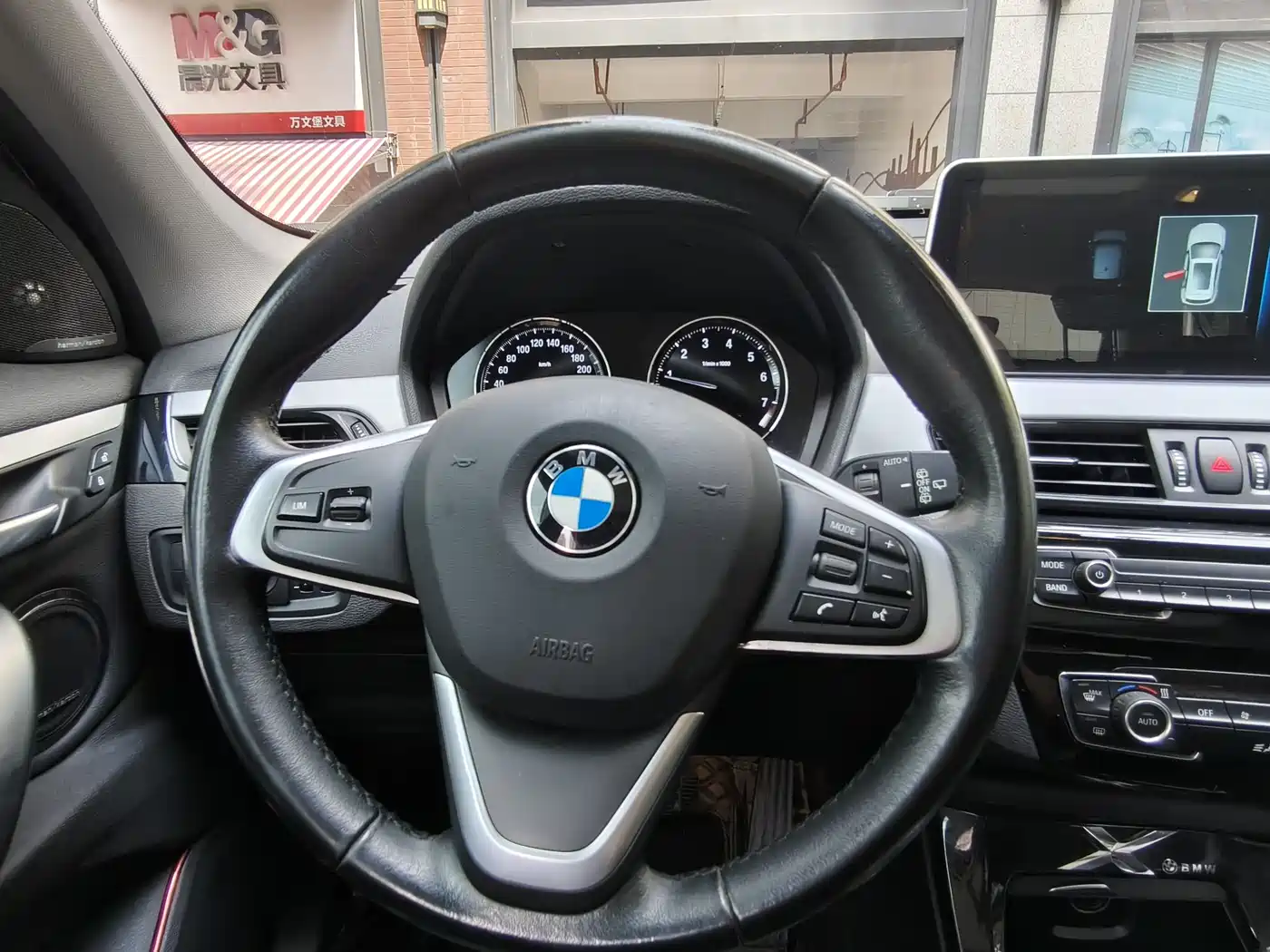 BMW X1 2018 sDrive18Li Fashion Model фото 11