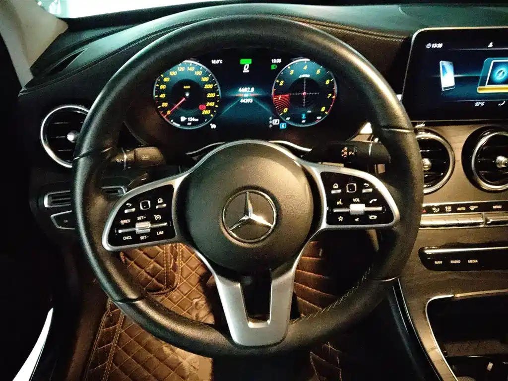 Mercedes-Benz C-Class 2019 Facelift C 260 L Sport фото 11
