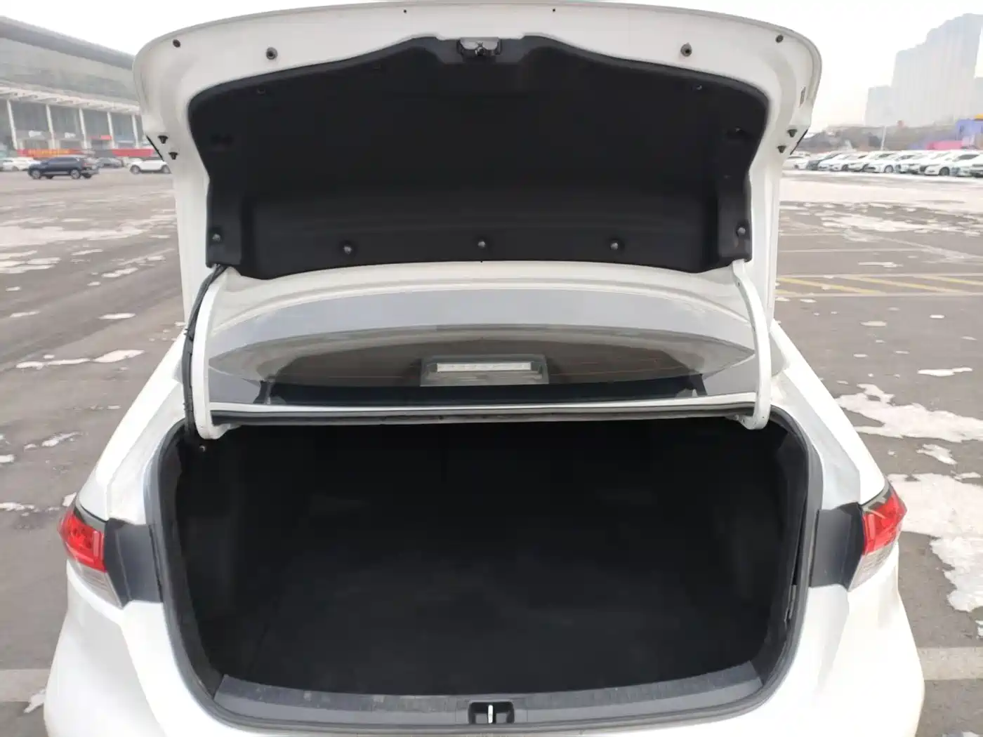 Toyota Levin 2022 TNGA 1.5L CVT Progressive Edition фото 23