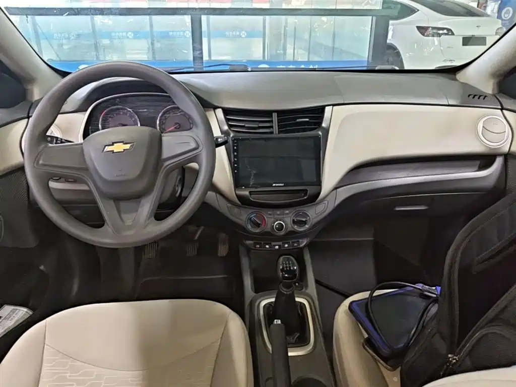 Chevrolet Sail 2016 Sail 3 1.3L Manual Comfort Sunroof Edition фото 10