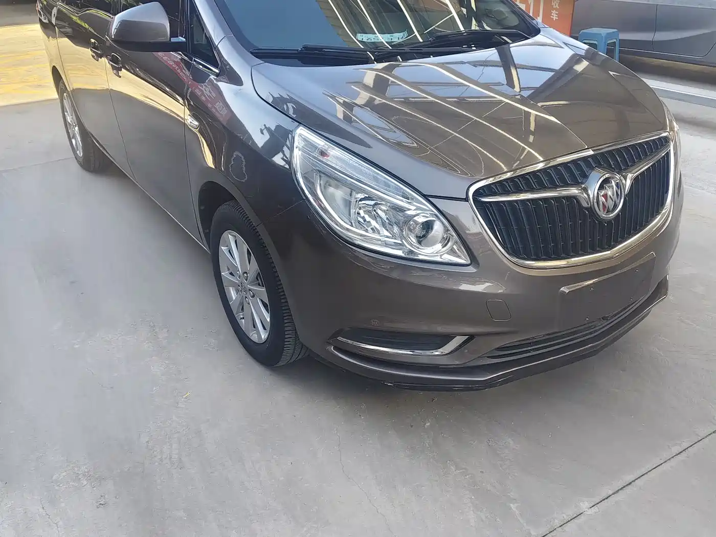 Buick GL8 2017 25S Comfort China V фото 2