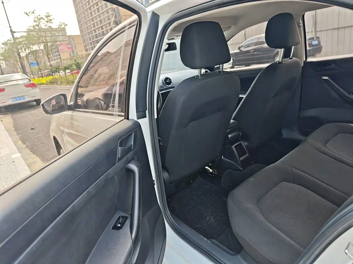 Volkswagen Jetta 2019 Dream Edition 1.5L Auto Fashion фото 8