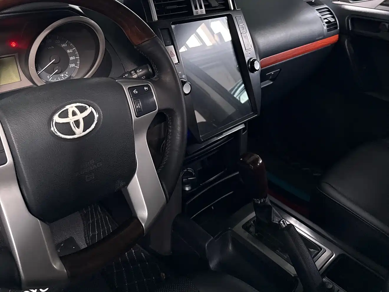 Toyota Prado (Import) 2010 2.7L Auto Luxury фото 13