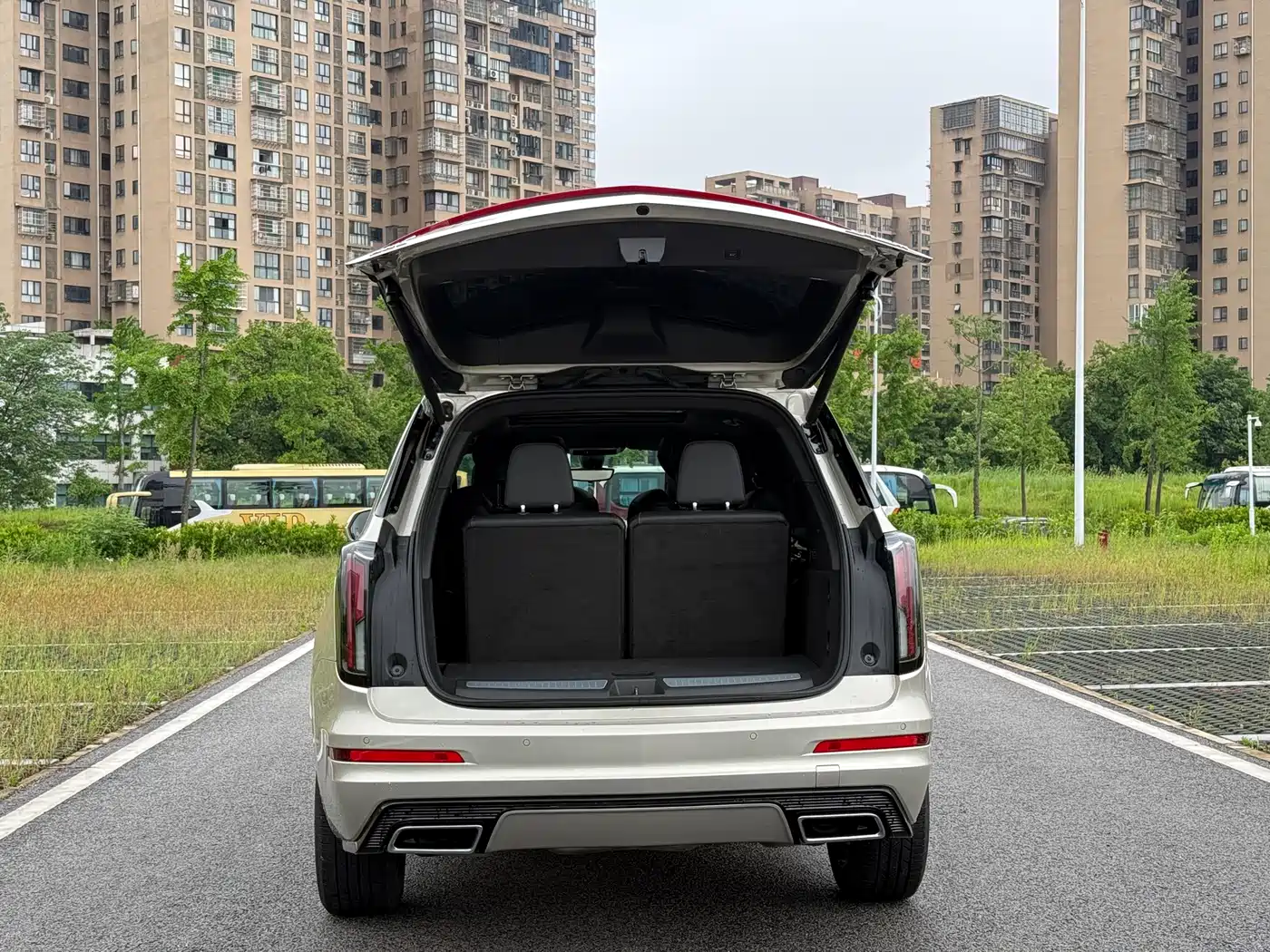 Cadillac XT6 2022 2.0T 6-Seater 4WD Premium Edition фото 13