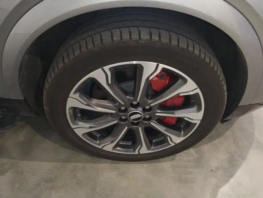 Cadillac XT5 2025 2025 Model 2.0T Platinum