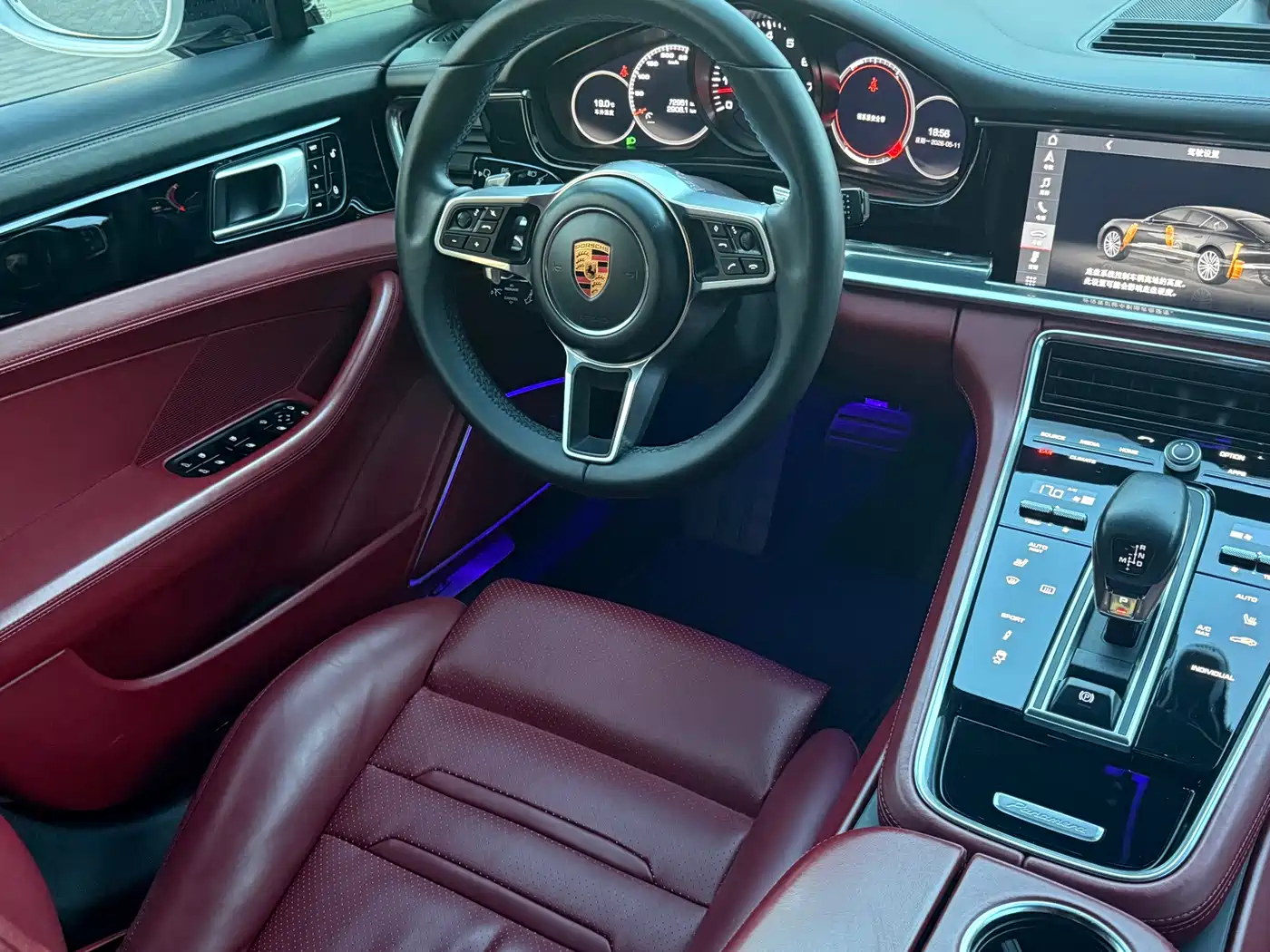 Porsche Panamera 2017 Panamera 3.0T фото 15