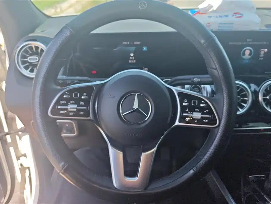 Mercedes-Benz GLB 2023 GLB 220 Style фото 15