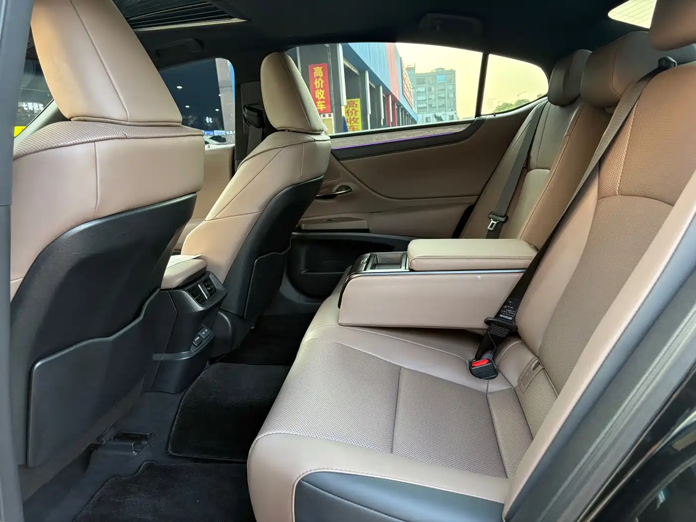 Lexus ES 2025 2025 200 Ultimate Edition
