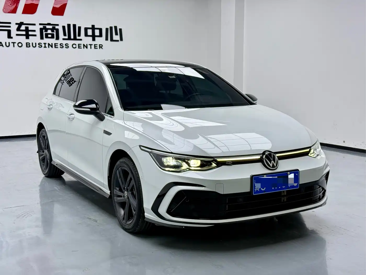 Volkswagen Golf 2021 280TSI DSG R-Line фото 3