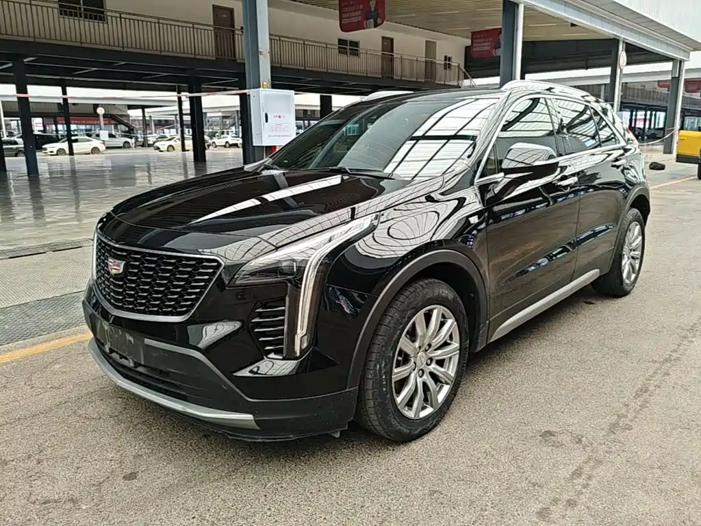 Cadillac XT4 2023 2022 28T FWD Premium