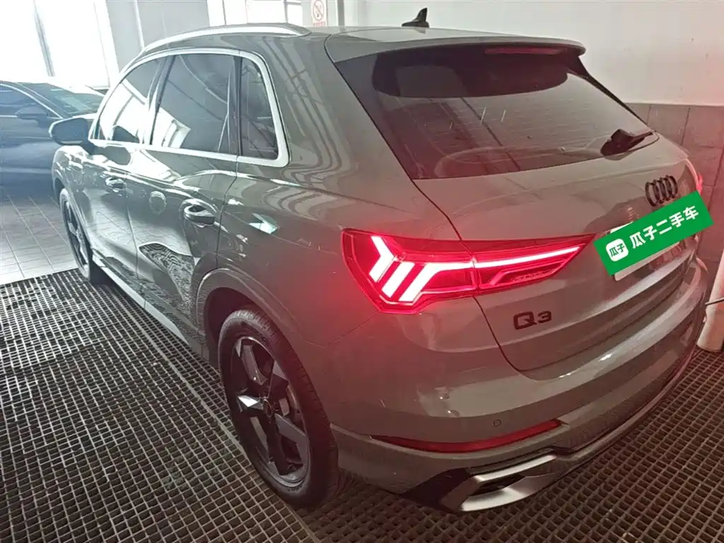 Audi Q3 2023 35 TFSI Fashion Dynamic Model (1.5T) фото 9