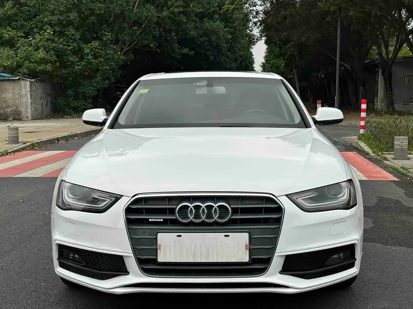 Audi A4L 2015 45 TFSI quattro Individual Sport фото 2