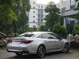 Фото 8 - Toyota Avalon