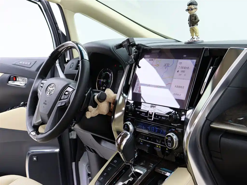 Toyota Alphard 2023 Dual Hybrid 2.5L Ultimate Gold Edition фото 14