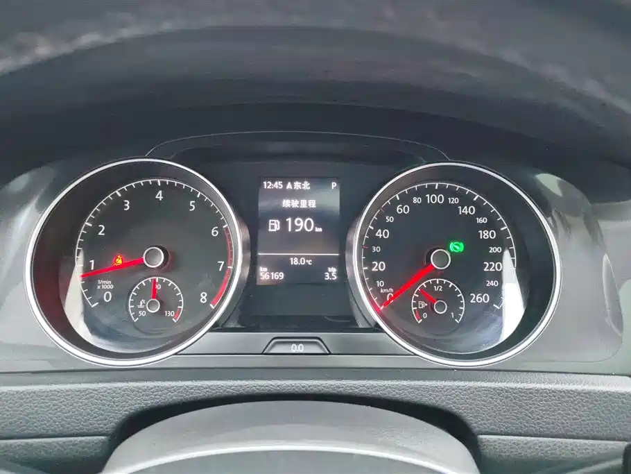 Volkswagen Golf 2019 1.6L Auto Comfort (China V) фото 14