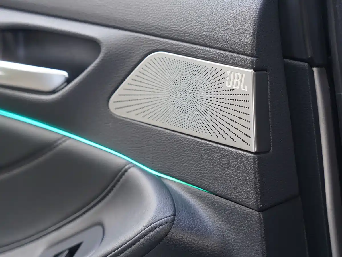 Фото 26 - Toyota Avalon