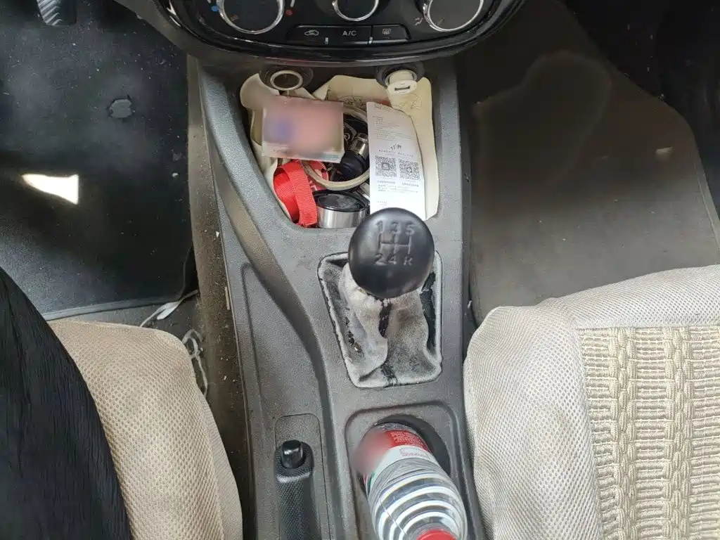 Wuling Motors Wuling Rongguang V 2017 2015 1.5L Basic