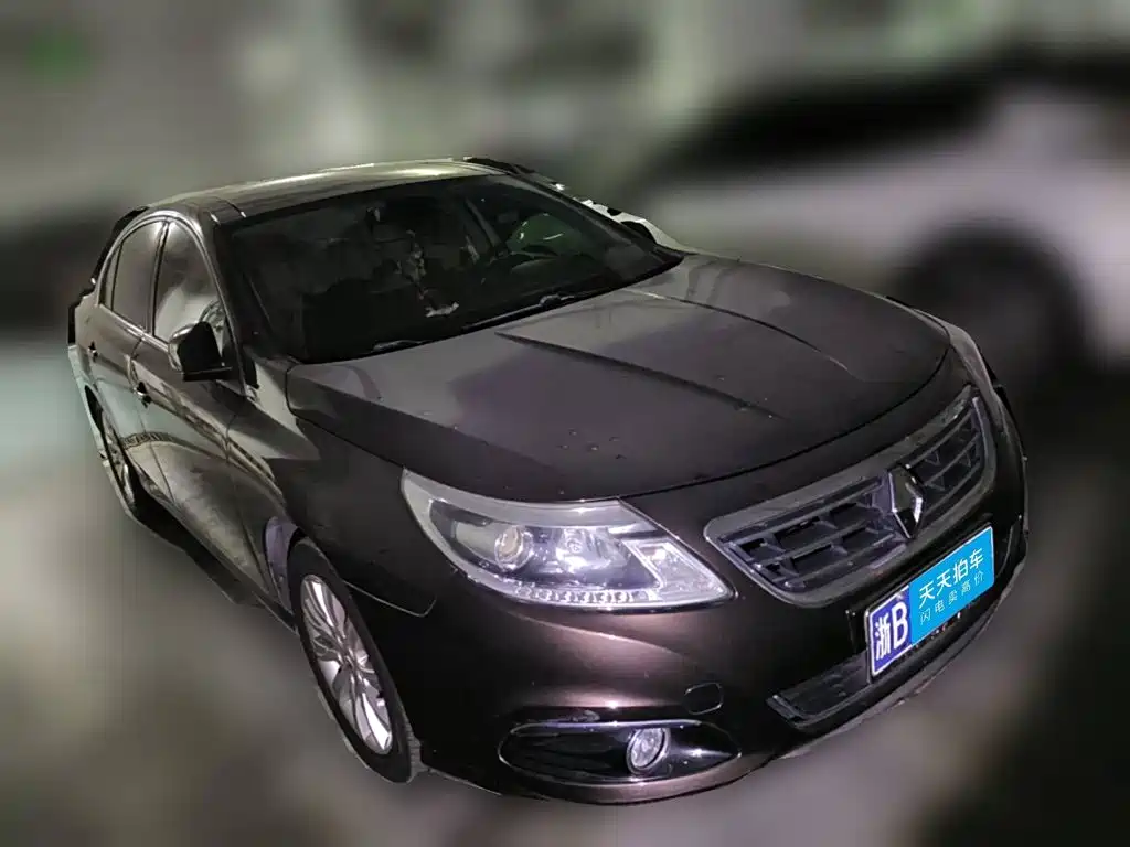 Renault Latitude 2013 2013 Facelift 2.0L CVT Luxury Edition