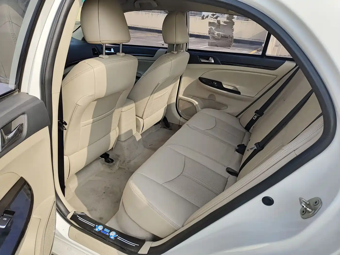 BYD E5