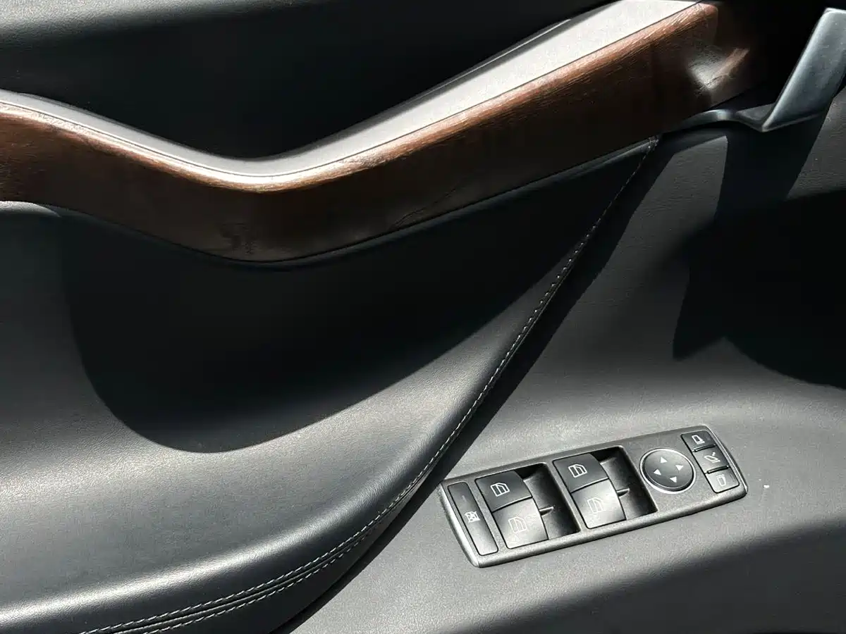 Tesla Model X 2020 Long Range Upgrade фото 11