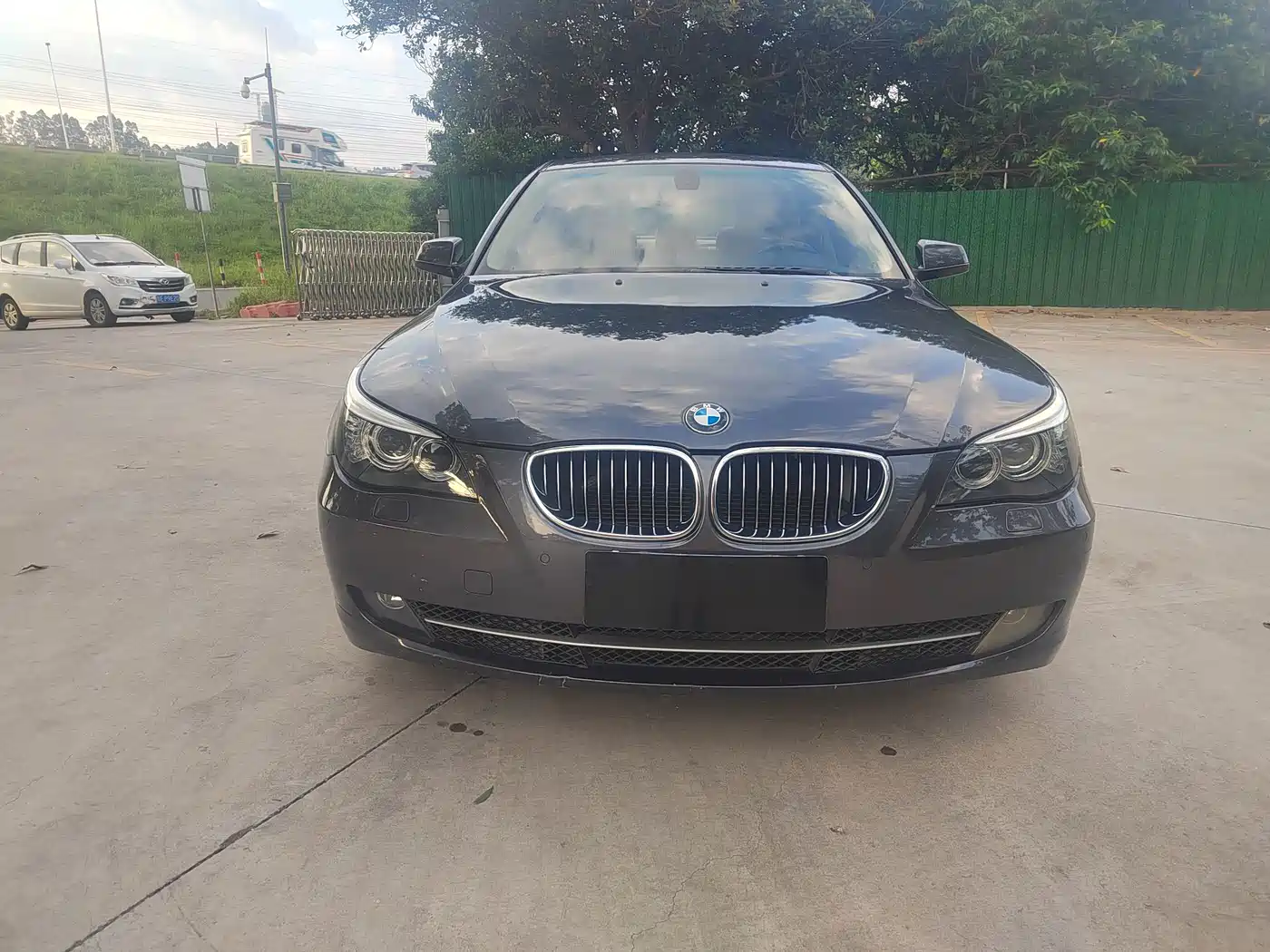 Фото 2 - BMW 5 Series