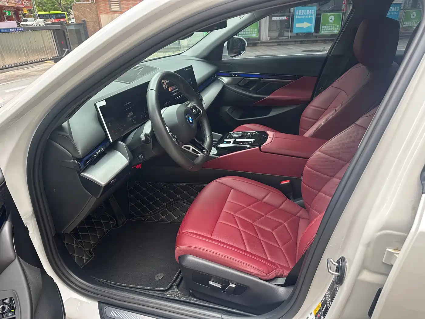 BMW i5 2024 eDrive 35L M Sport Package фото 4