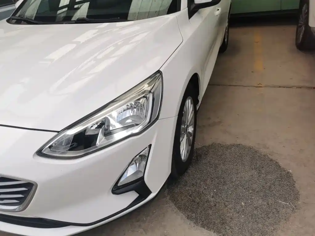 Photo 24 - Ford Focus
