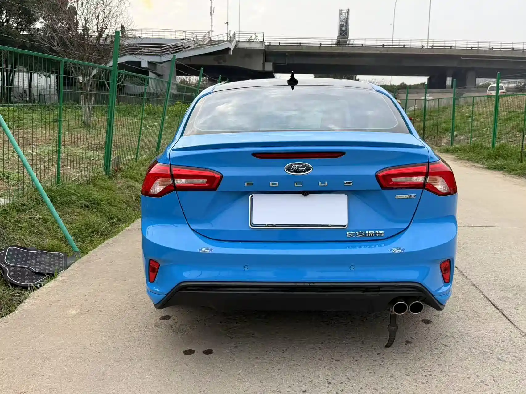Photo 13 - Ford Focus
