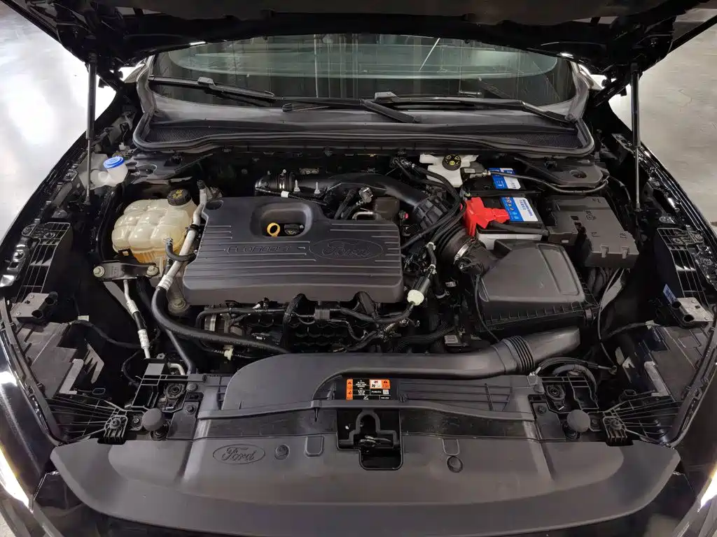 Фото 6 - Ford Mondeo