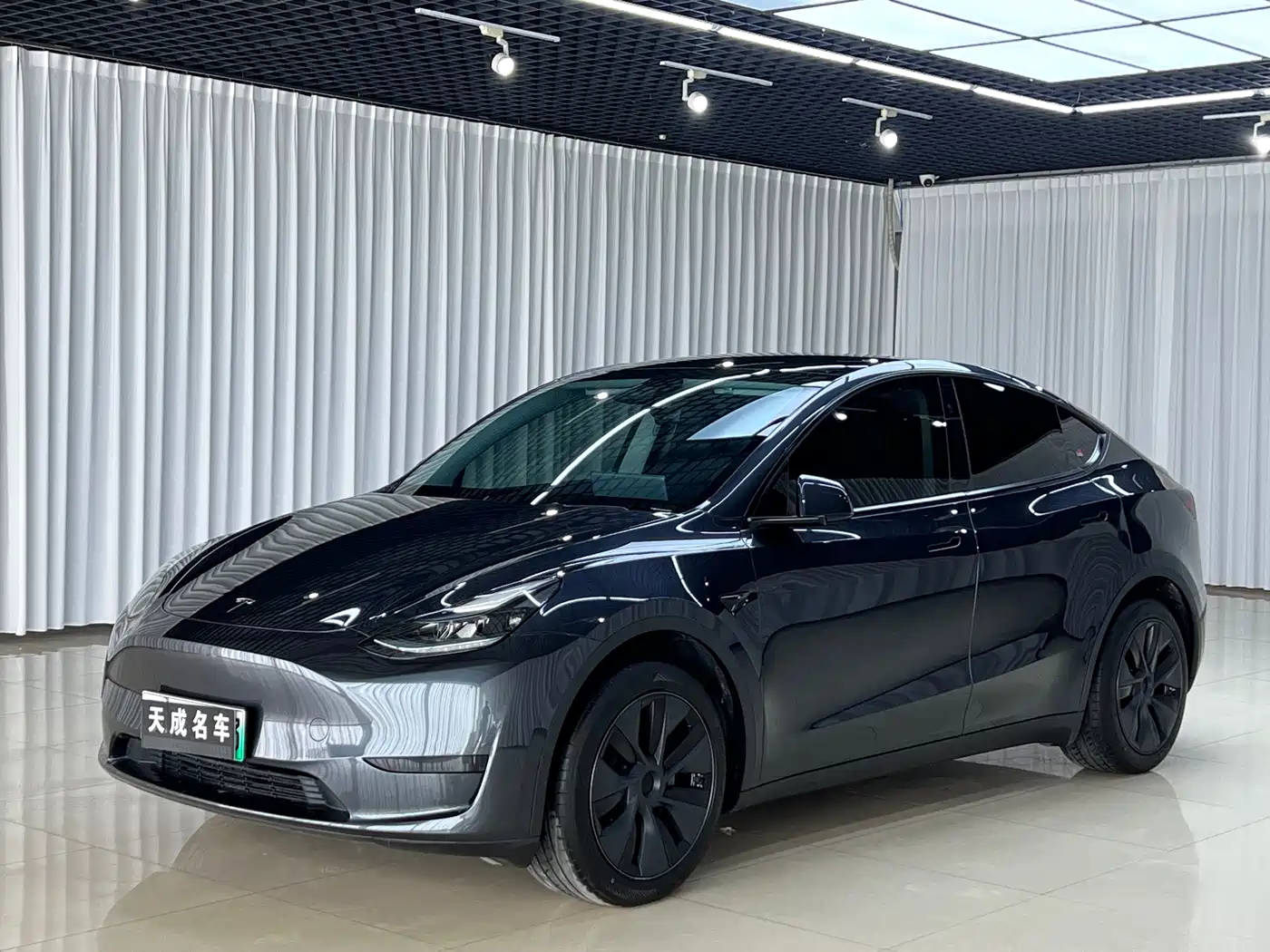 Tesla Model Y 2024 — пригон из Китая