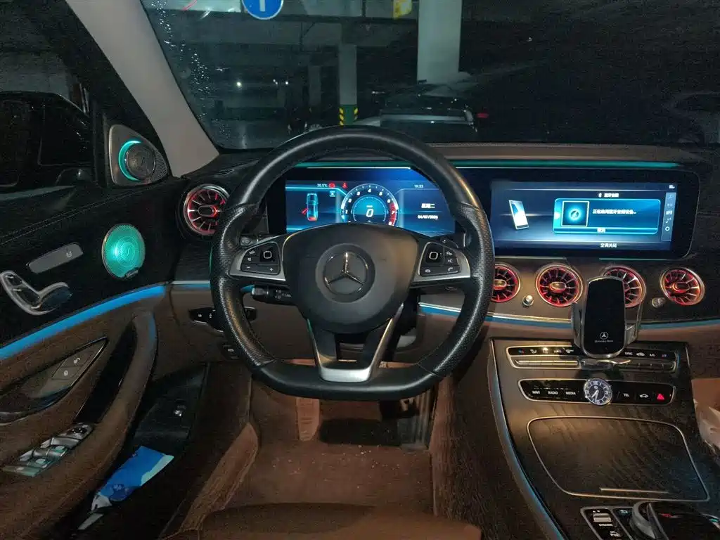 Mercedes-Benz E-Class 2019 E 200 L Sport фото 3