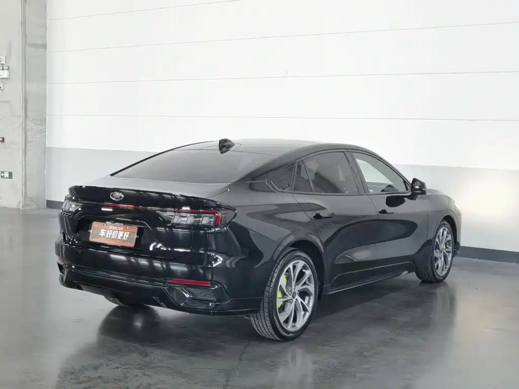 Фото 2 - Ford Mondeo