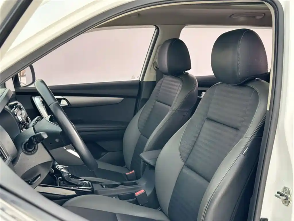 Kia Sportage 2019 2.0L Automatic Smart Luxury Edition фото 25