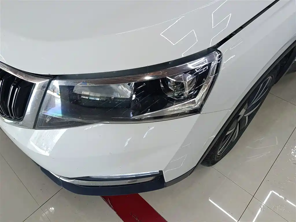 Škoda Kamiq 2021 1.5L Auto Comfort Edition фото 24