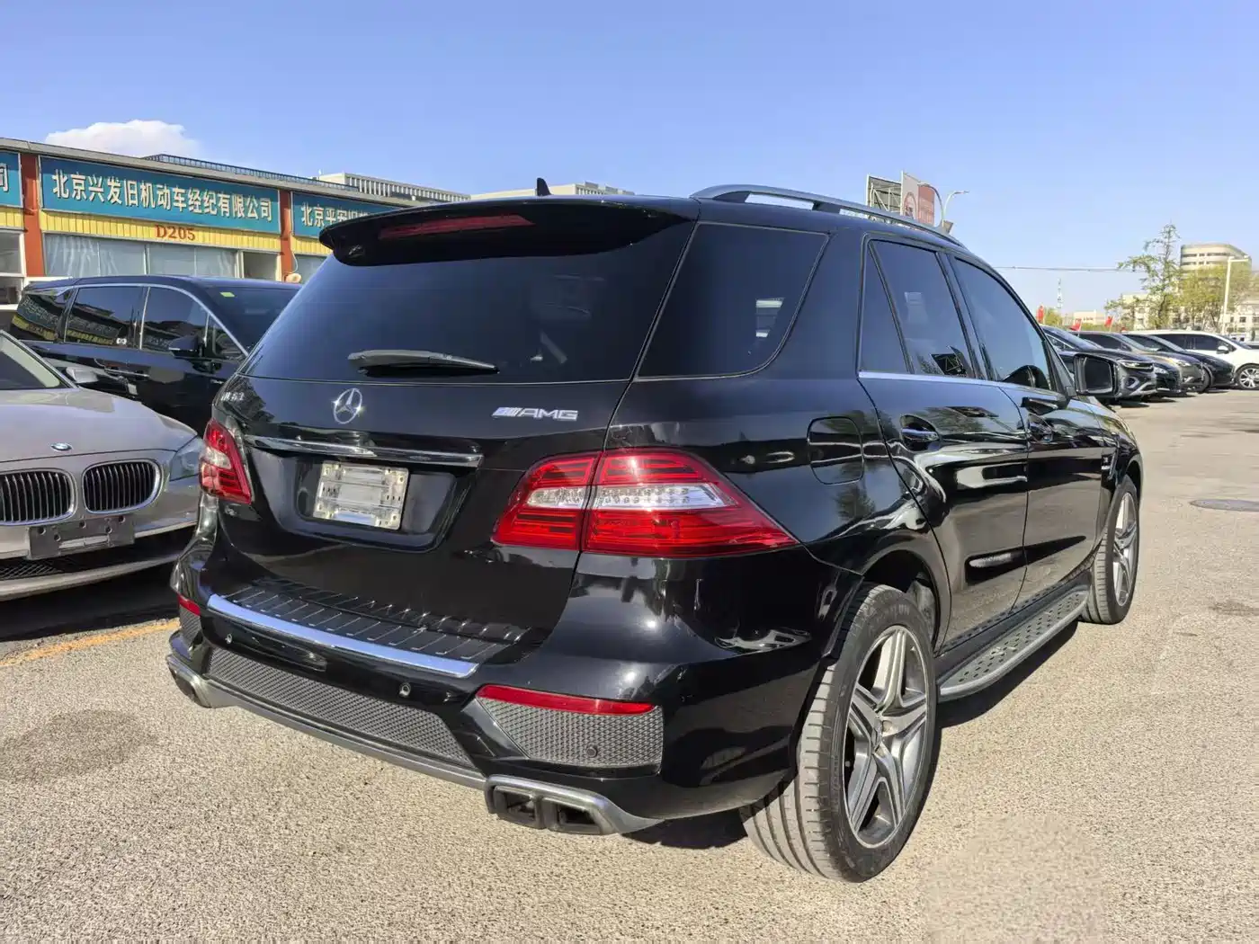 Mercedes-Benz M-Class AMG 2012 AMG ML 63 фото 9