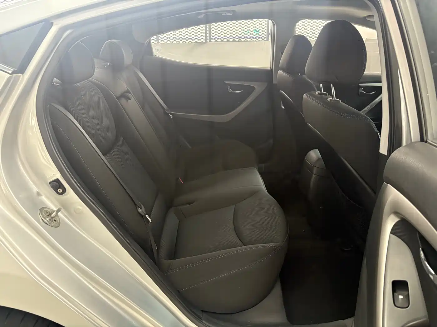 Hyundai Langdong 2013 1.6L Automatic Leading фото 15