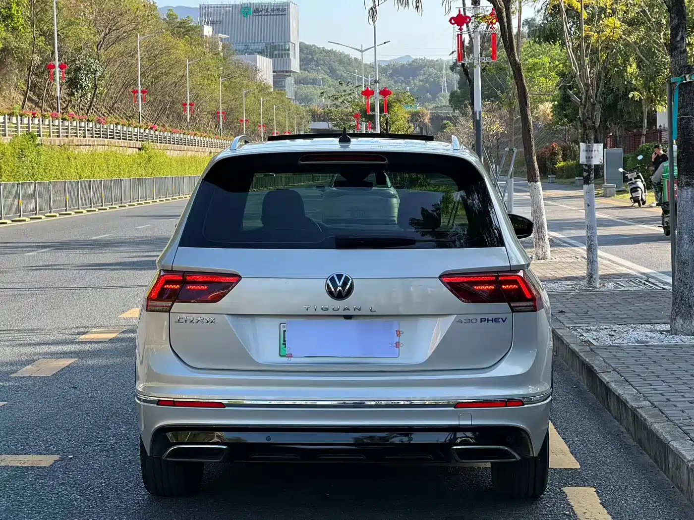 VOLKSWAGEN TIGUAN L NEW ENERGY