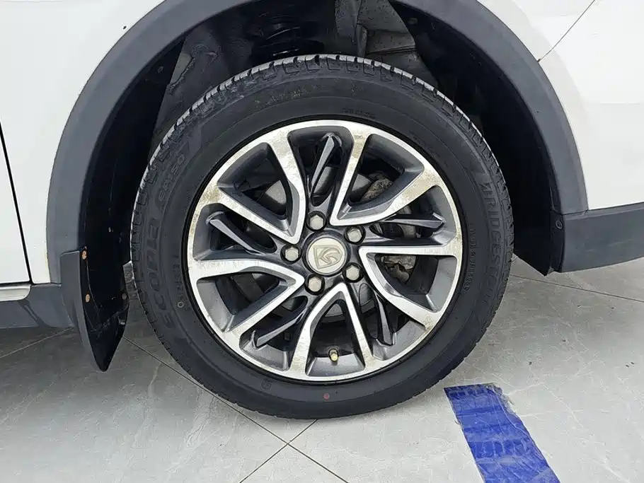 Фото 6 - Baojun 730