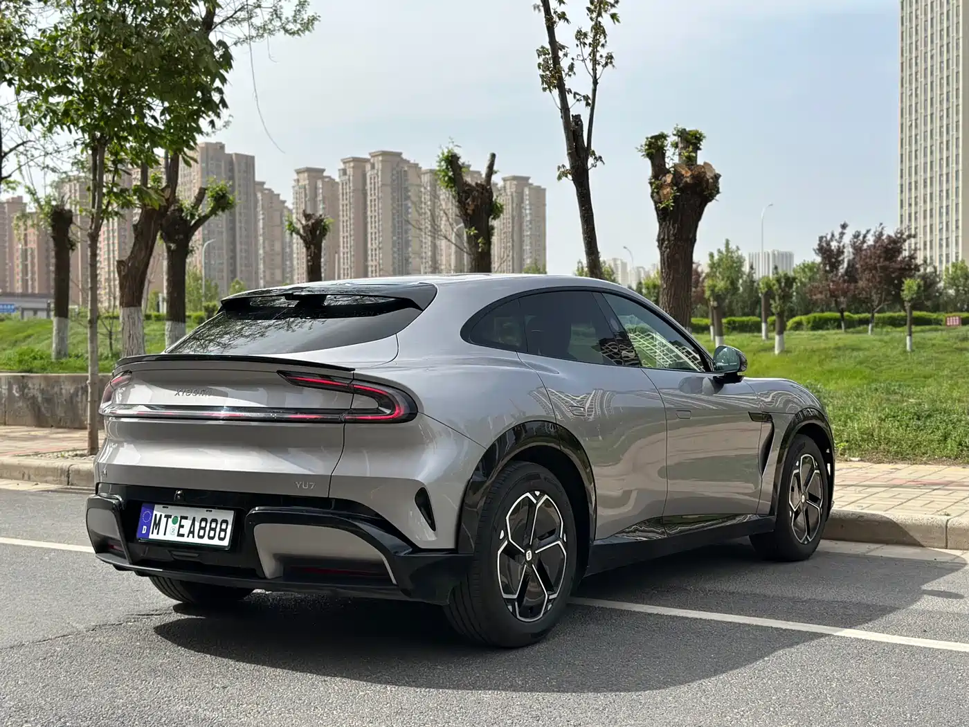 XIAOMI CAR XIAOMI YU7