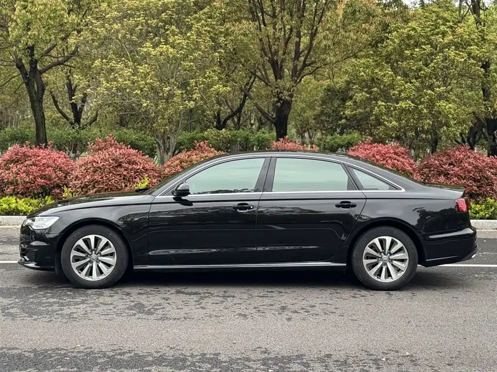 Audi A6L 2017 30 FSI Comfort фото 15