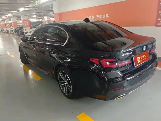BMW 5 Series 2021 525Li M Sport Package — фото 5