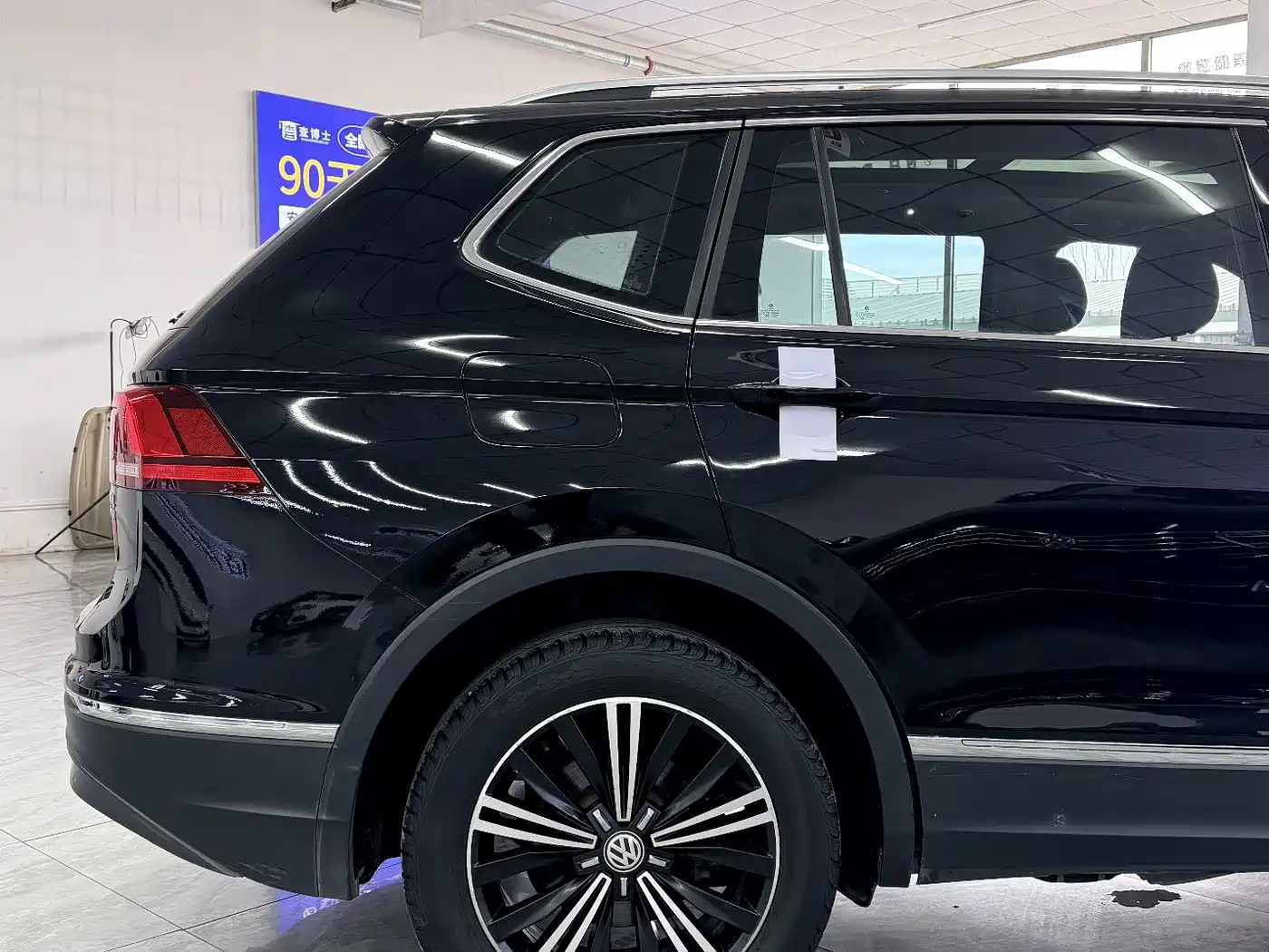 Volkswagen Tiguan L 2019 330TSI Automatic 2WD Panorama Comfort Edition China VI фото 4