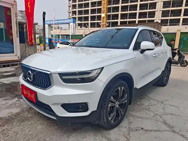  Volvo Volvo XC40 2020 T4 AWD Inscription Luxury Edition
