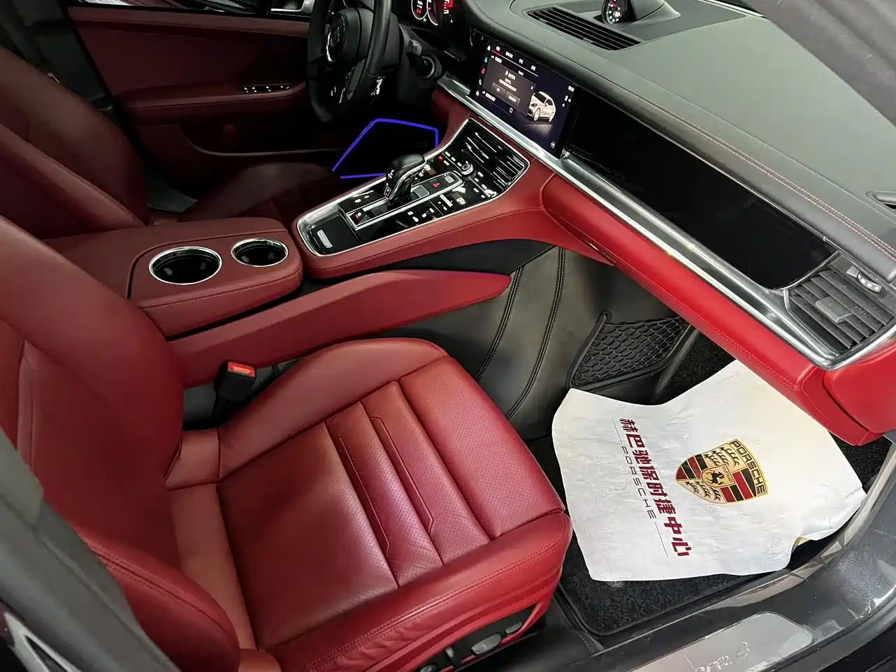 Porsche Panamera 2022 Panamera 4 Executive Long Wheelbase 2.9T фото 12