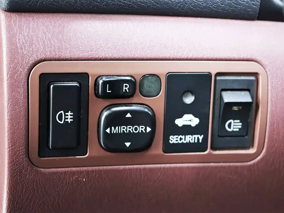 BYD F3 2012 Energy-saving Edition 1.5L Manual Comfort фото 13