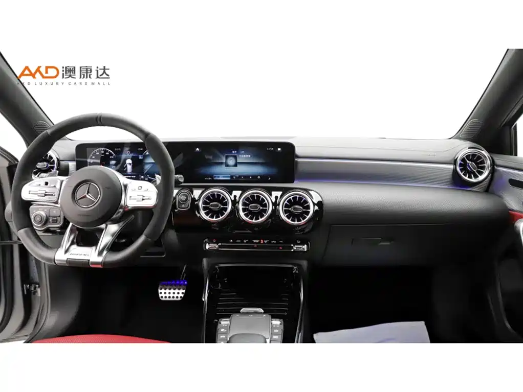 Mercedes-Benz A-Class AMG (Import) 2020 Facelift AMG A 45 4MATIC+ фото 5