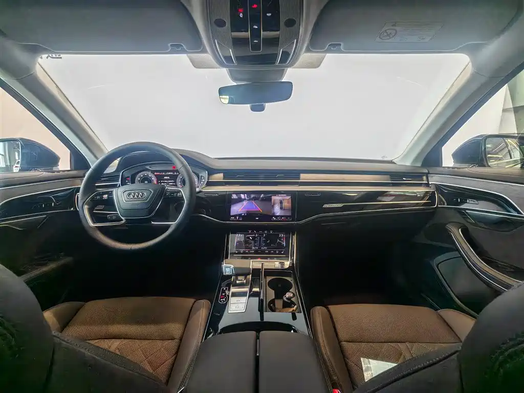 Audi A8 2025 2024 Model A8L 55 TFSI quattro Flagship