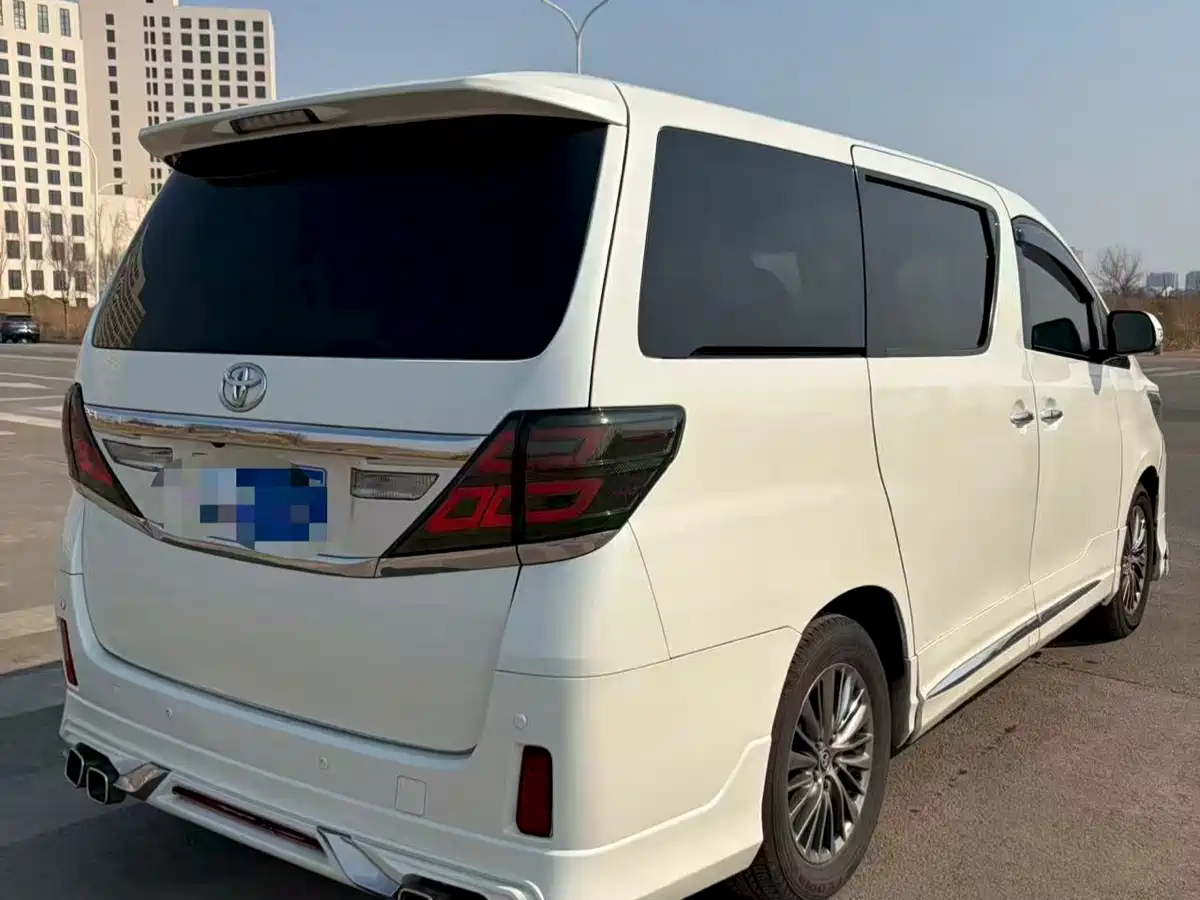 Toyota Alphard 2012 3.5L Luxury Edition фото 4