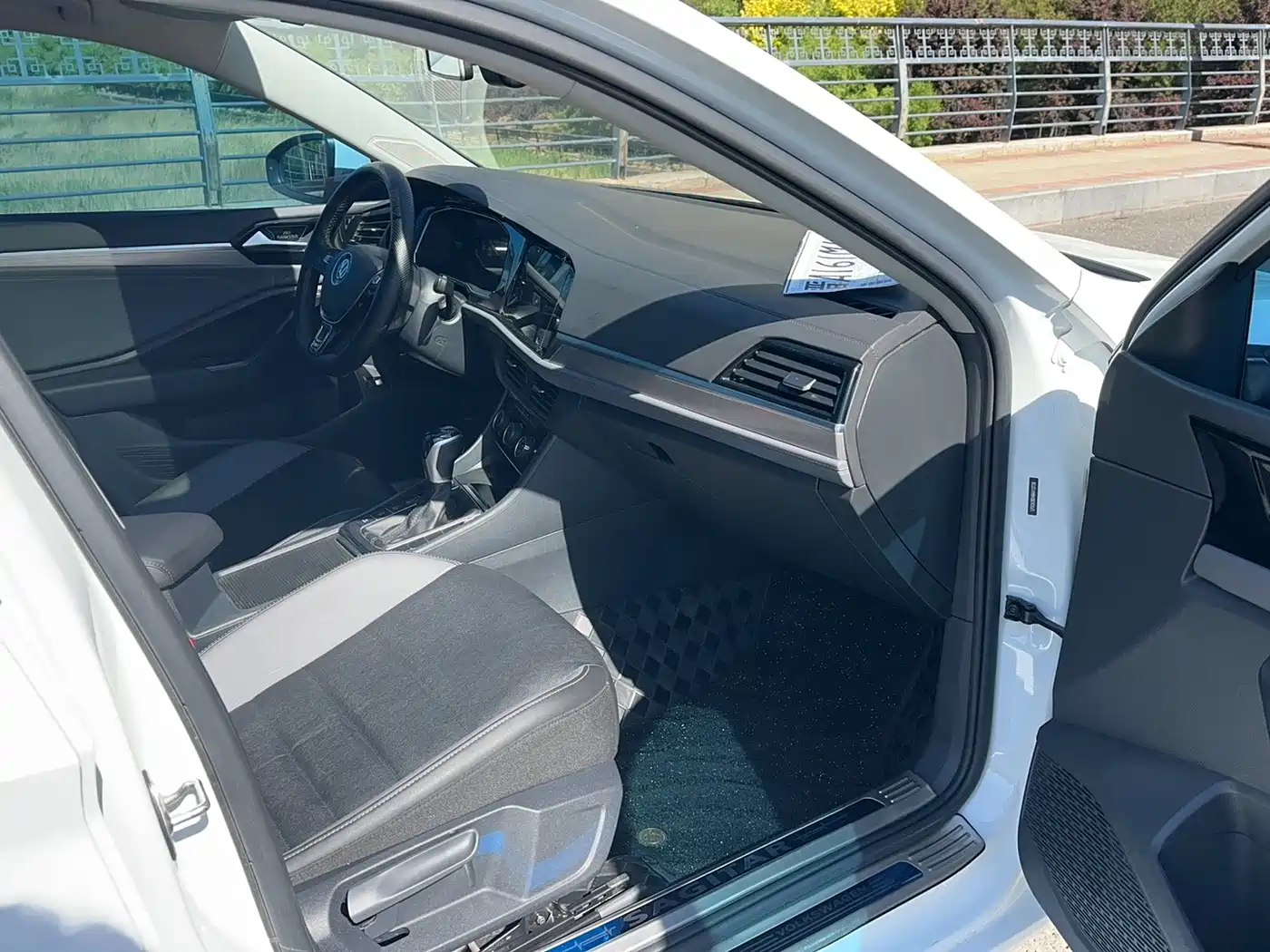 Volkswagen Sagitar 2022 280TSI DSG Surpassing Edition фото 24