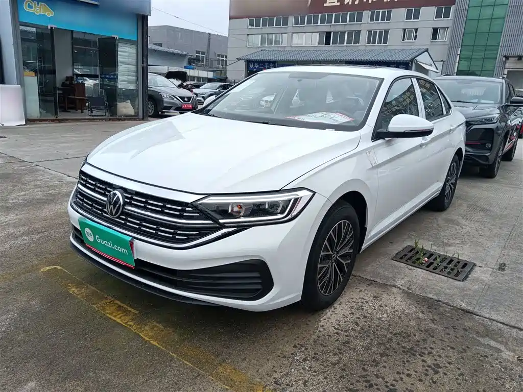 Volkswagen Sagitar 2025 Model Year Facelift 200TSI DSG Soaring Edition фото 2